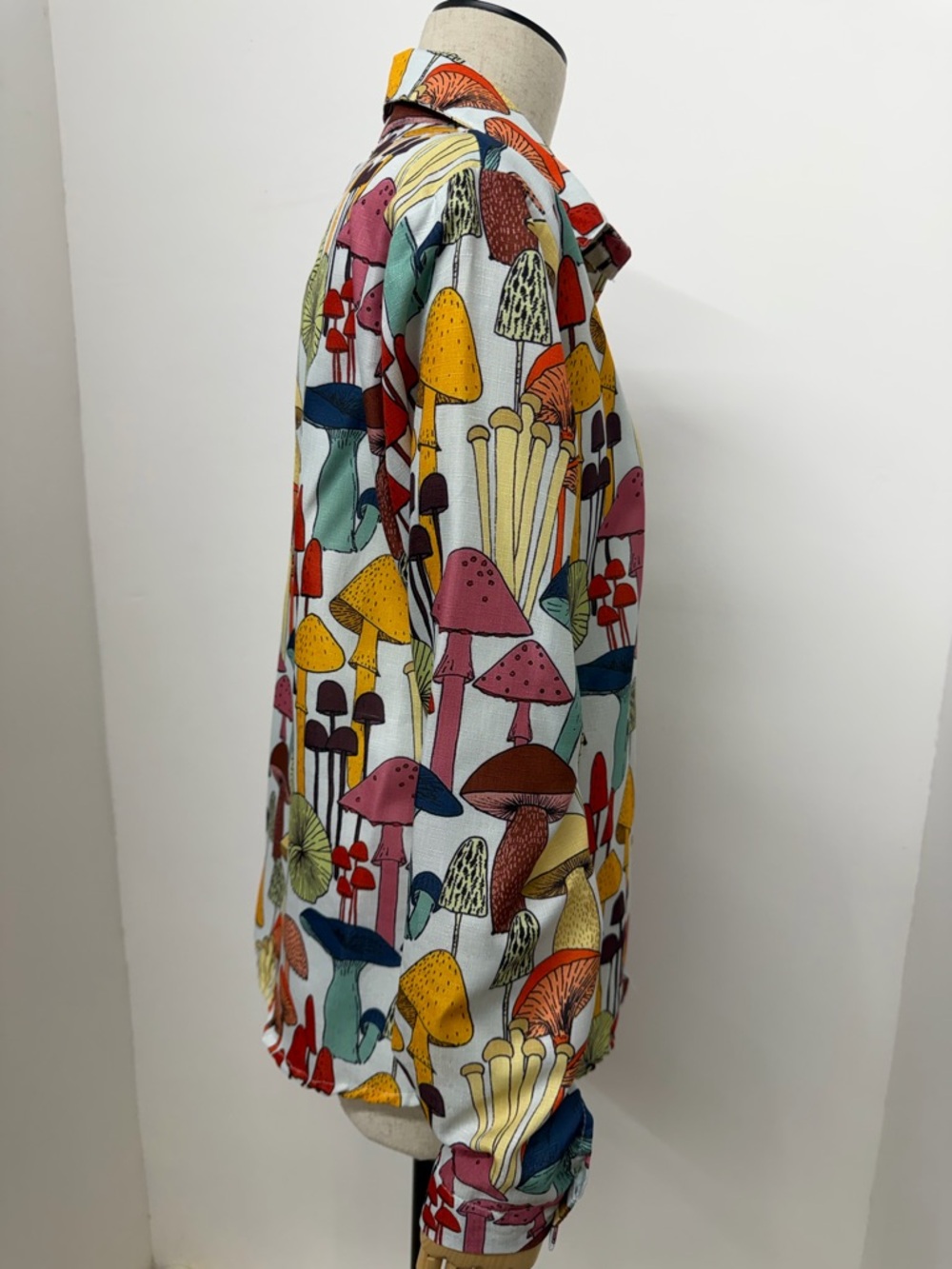 Retro Styled Mushroom Print Button Front Long Sleeve Bohemian Shirt Size Medium - Picture 8 of 14